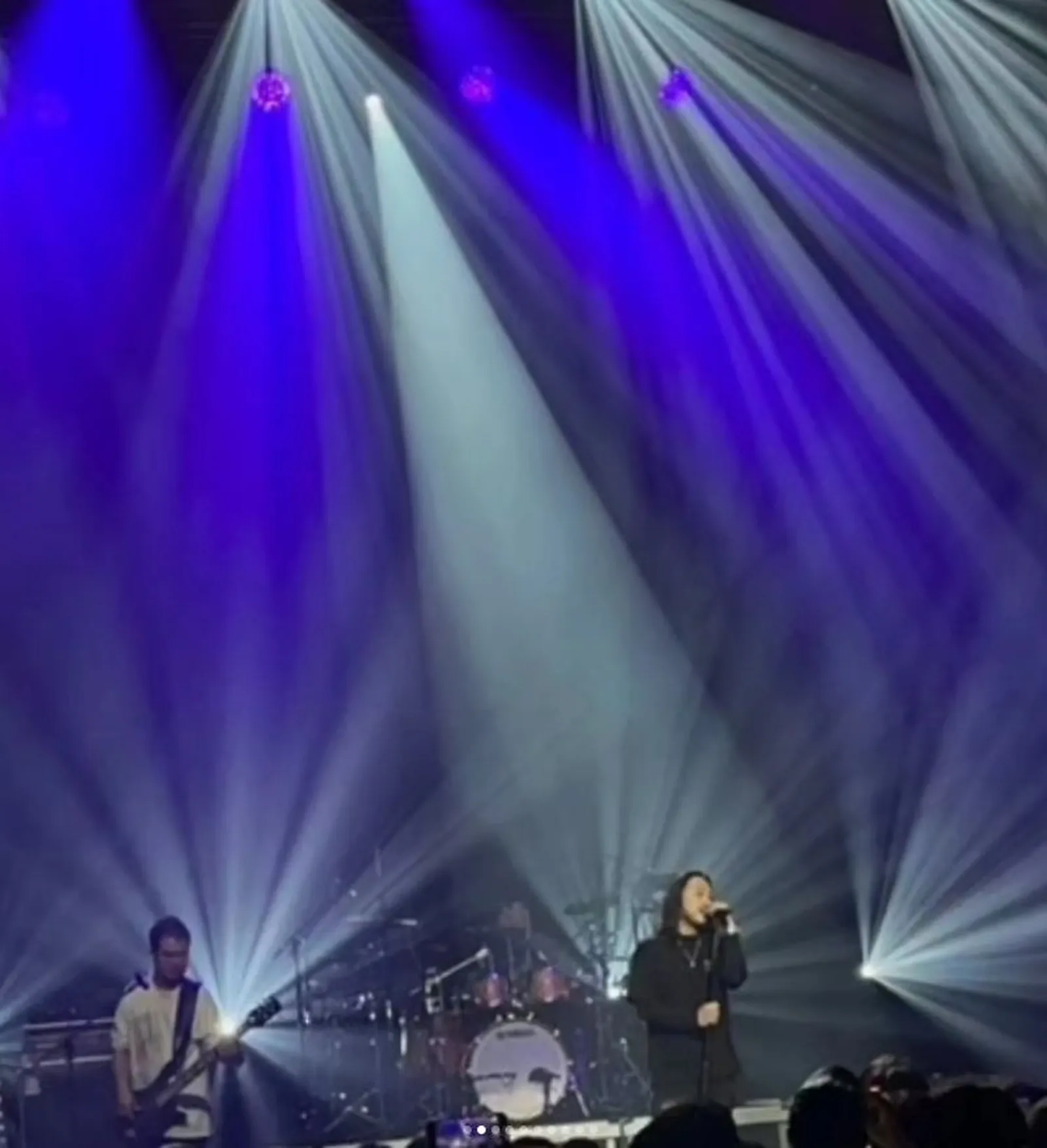 Broken Valentine FIVE concert, Nodeul Island Live House — lighting beams