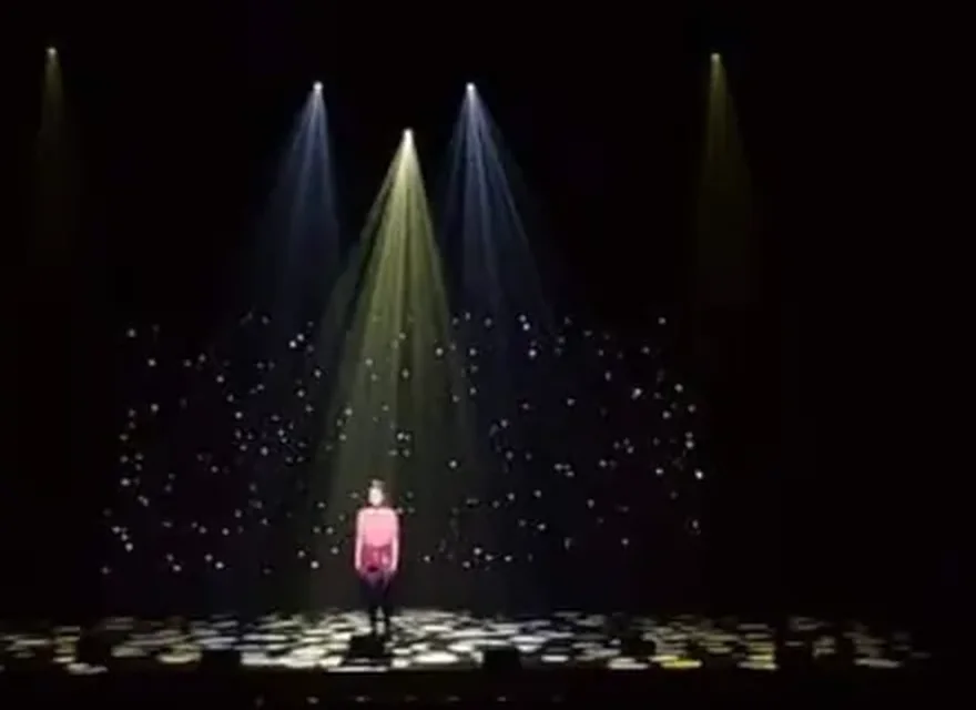 Musical 30sai no Koro ni Japan tour — a spotlight on the street set · Osaka & Tokyo (two 1,300-seat-class venues)